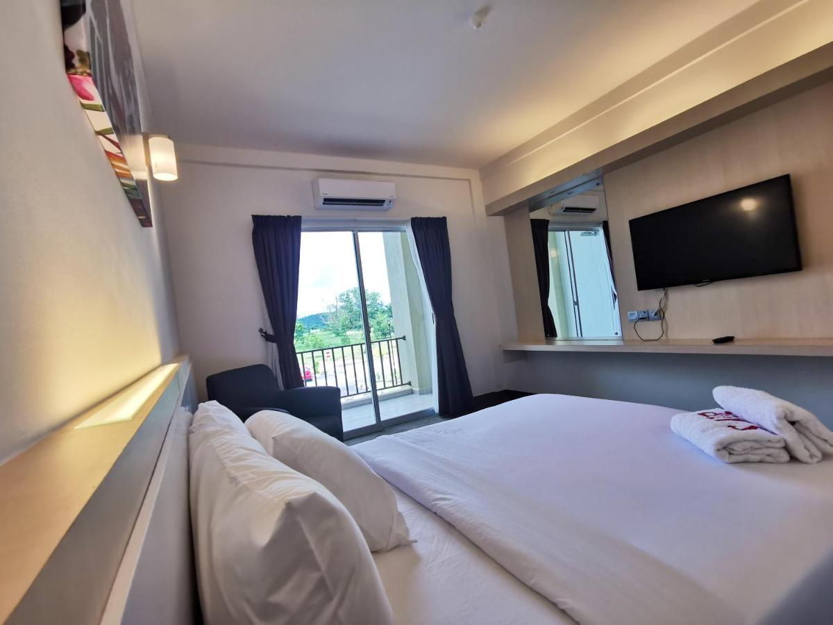 Serdang Lake View Resort Sungai Kechil エクステリア 写真