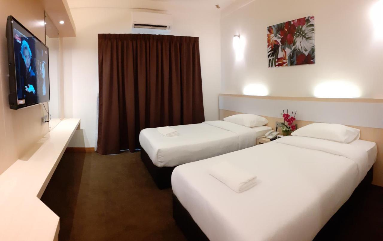 Serdang Lake View Resort Sungai Kechil エクステリア 写真