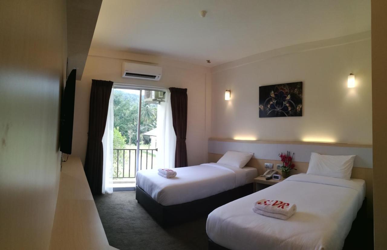 Serdang Lake View Resort Sungai Kechil エクステリア 写真